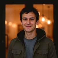 Elliott Robinson