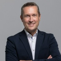 Cédric Pernet Email