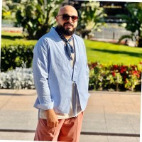 Wessam Refaat Email