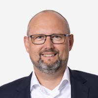 Lars Arndt Email