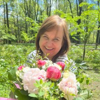 Debra Bonomi Email & Phone Number