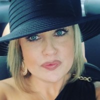 Kansas City Urology Care Employee Leslie Bender's profile photo