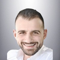 YesHelp Employee Ivaylo Petkov's profile photo
