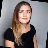 Hayley Snow Email & Phone Number