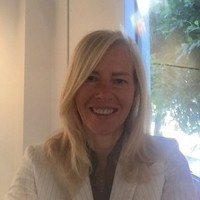 EF Language Schools for Professionals Employee Bev Garth's profile photo