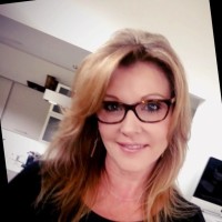 Lisa Lapointe Email