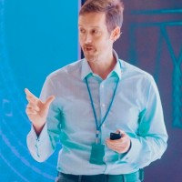 Iain Robertson Email