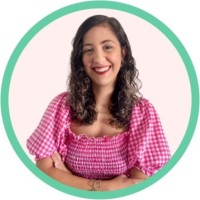 Roberta Moura Email & Phone Number