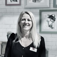 Julie Vancappel Email