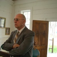 Retired Employee Bob Niles's profile photo