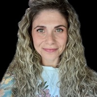 1 Call Closers Employee Courtney Waterbury's profile photo