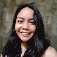 Larissa Garcia Email