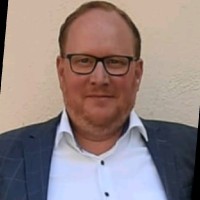 Björn Christiani Email