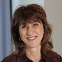 E-mail e número de telefone de Anna Pitt-Stanley