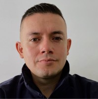 Edwin Martínez Email