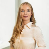 Julia Achoura Email