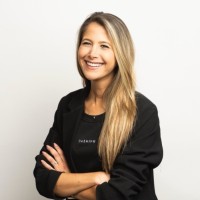 Aline Winckler Email