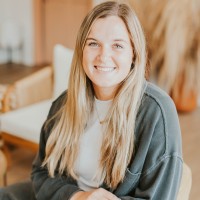 Hello Adorn Employee Linzy Sendelbach's profile photo
