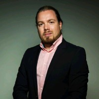 Hubertus Huthmann Email