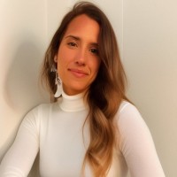 Beatriz Pelosi Email & Phone Number