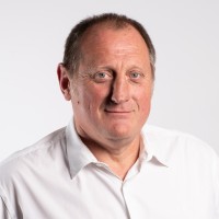 Loic van der Linden Email