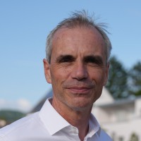 Martin Strebel Email