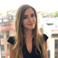 Thomas Employee Camila Melo's profile photo