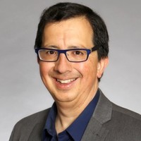 Robert Castillo Email & Phone Number