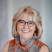 Tracy Dahl-Webb Email & Phone Number