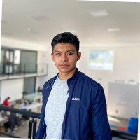 Josue Patiño's profile photo