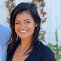 Trade With the Pros Employee April Coulter's profile photo