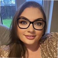Product Partnerships Employee Laura Evans's profile photo