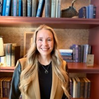 Bracket Real Estate, Inc. Employee Mary Hogg's profile photo