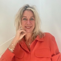 Monique Broeren Email & Phone Number