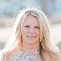 Lisa Edwards Email & Phone Number