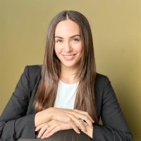 Lara Pfandke Email