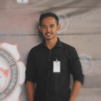 Juni Arta Email