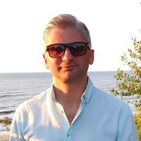 Artur Karkowski Email