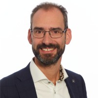 Alexander Bouman Email