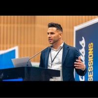 Trakm8 Employee Joe Heidari's profile photo