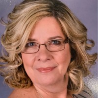 UniqueSource Products & Services Employee Susan Drummer's profile photo