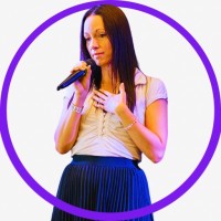 Stefanie Schulze Email