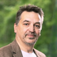 Albert Fernandes Email