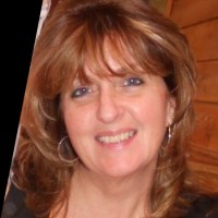 Lisa Santoro Email & Phone Number