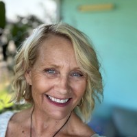 Kat Williams Email & Phone Number