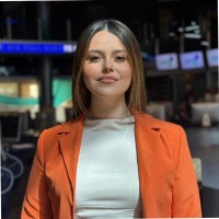 RedeTV! Employee Stephanie Freitas's profile photo