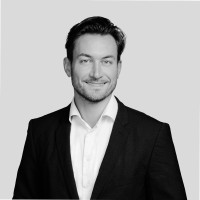 CBRE Germany Employee Oskar Zander's profile photo