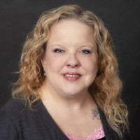 Select Eyecare Employee Tricia Olsen's profile photo