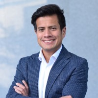 Victoriano Pérez Parada Email
