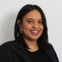 PhoneWorld Employee Leticia Silva's profile photo